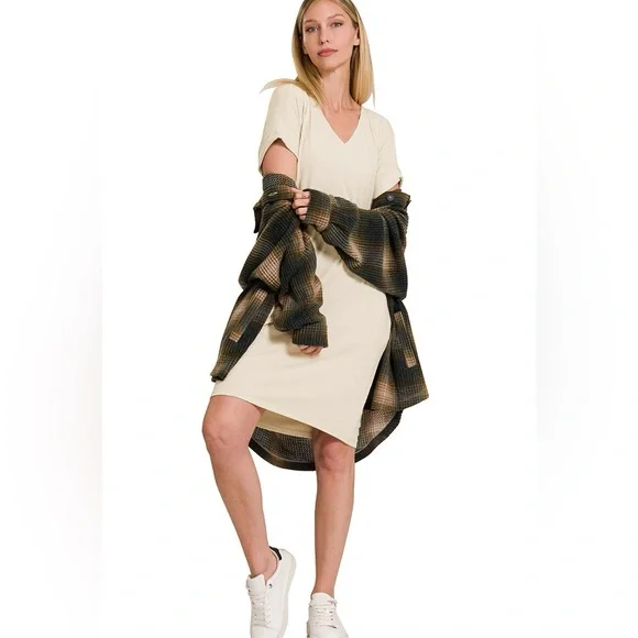 Zenana Sand Beige Short Cuffed Sleeves and Functional Pockets Tee Shirt Dress - Picture 2 of 5